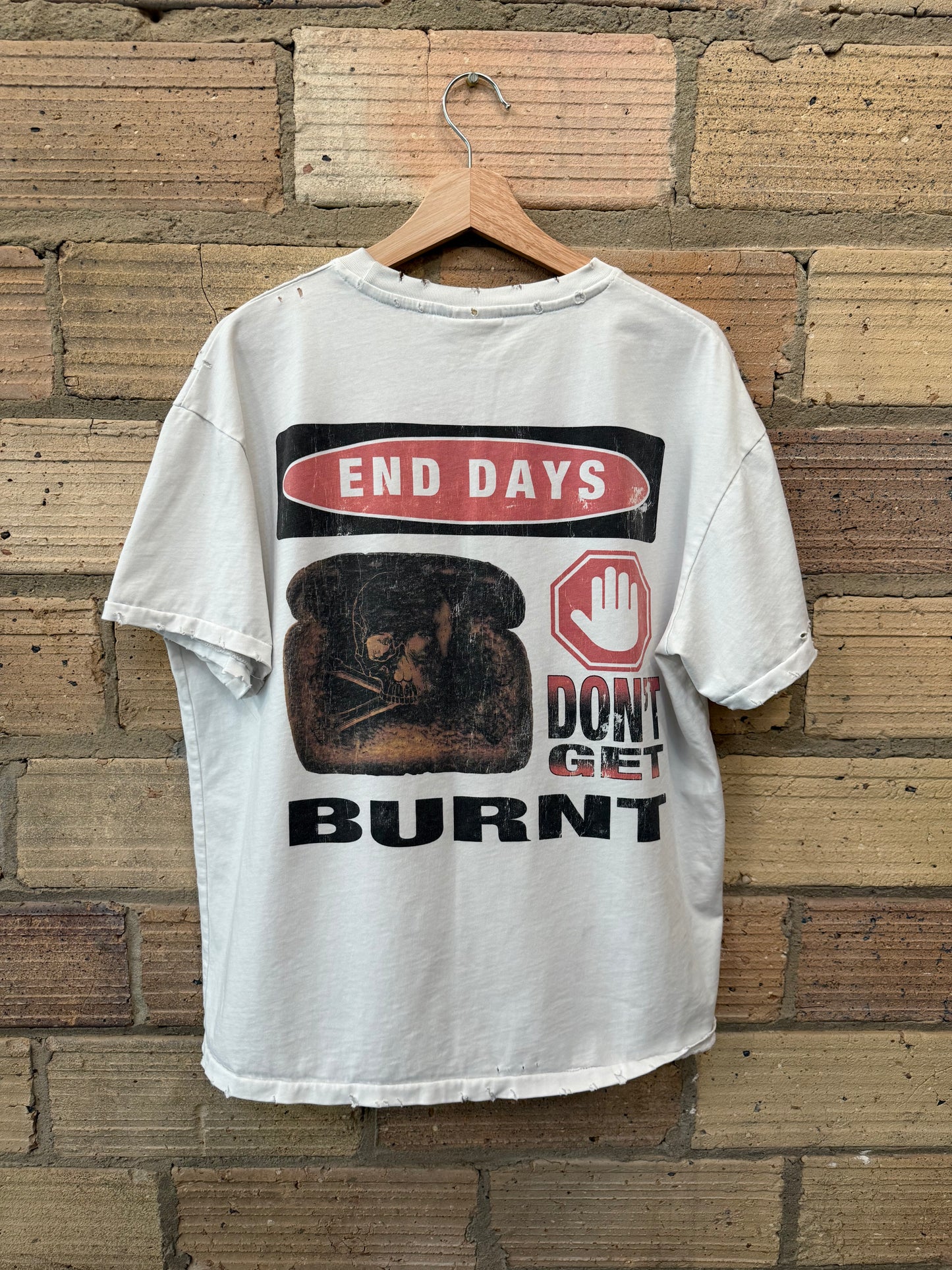 Dial E.N.D Tee